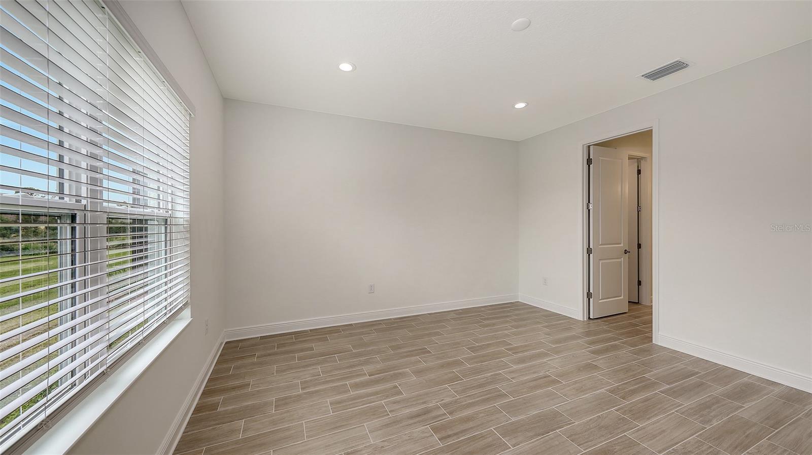 Image 21 of 44 For 12649 Palatka Drive
