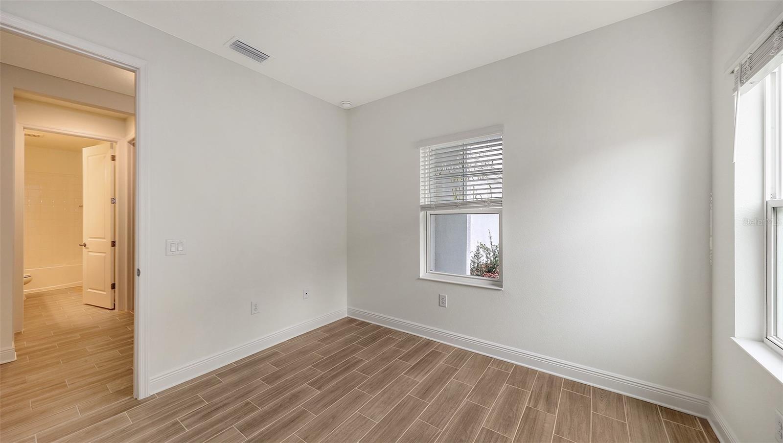 Image 31 of 44 For 12649 Palatka Drive