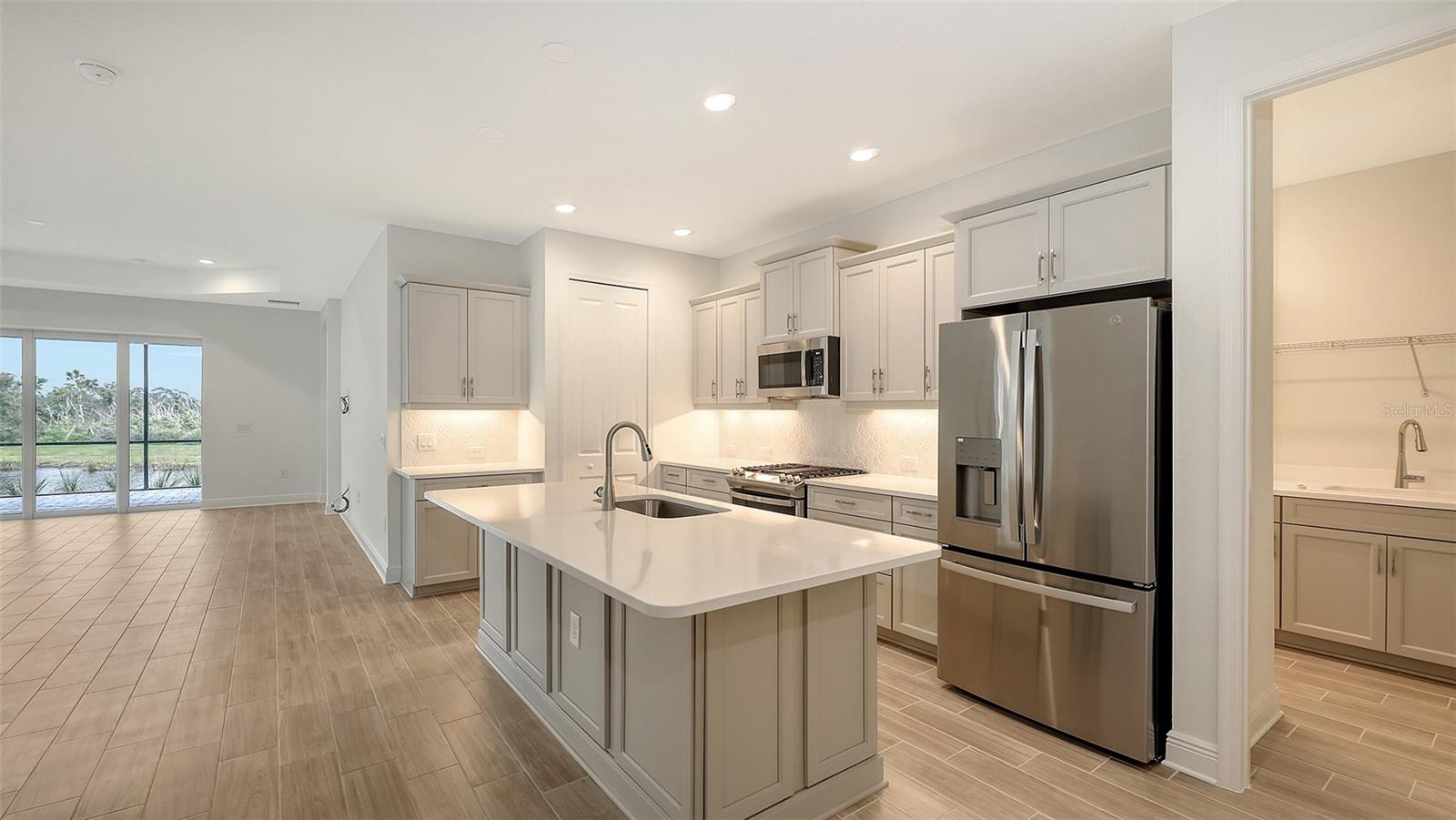 Image 6 of 44 For 12649 Palatka Drive