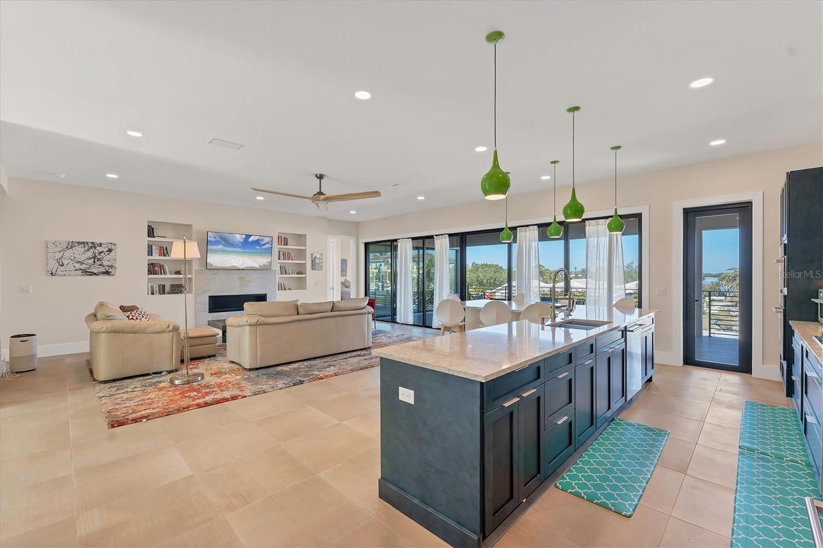Image 10 of 43 For 569 Rountree Drive