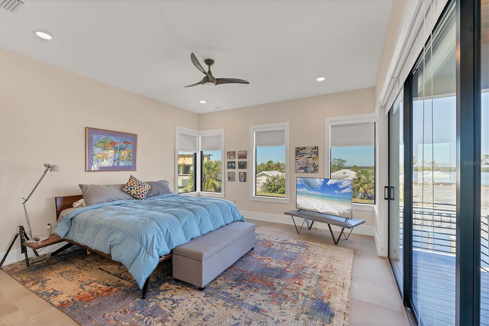 Image 13 of 43 For 569 Rountree Drive