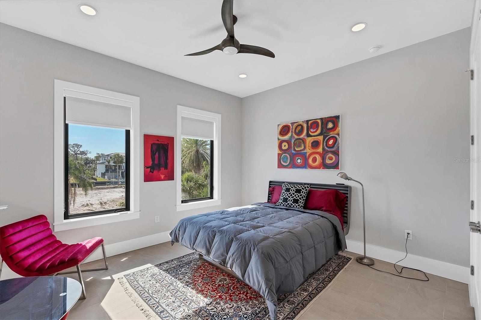 Image 19 of 43 For 569 Rountree Drive