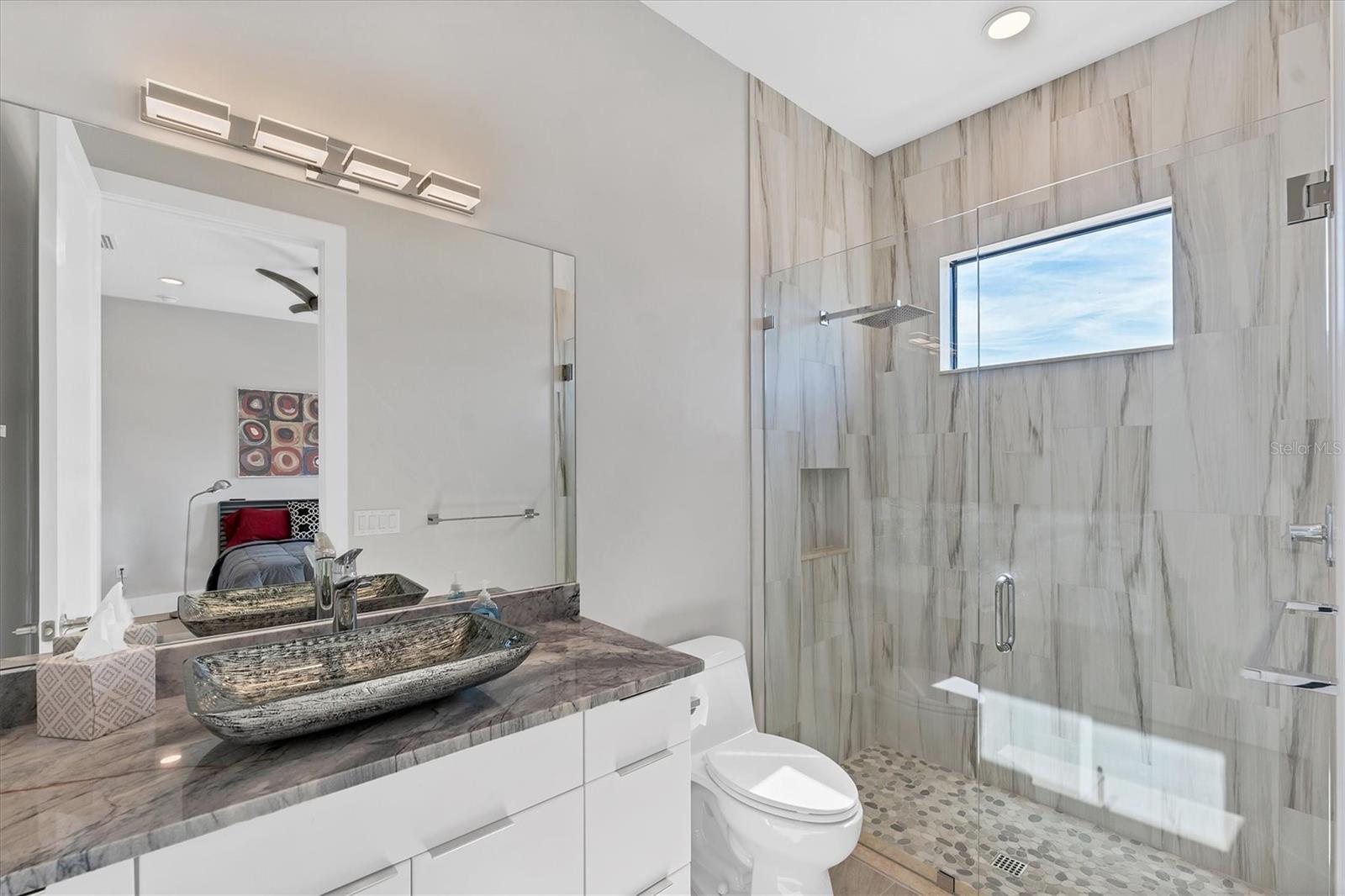 Image 21 of 43 For 569 Rountree Drive