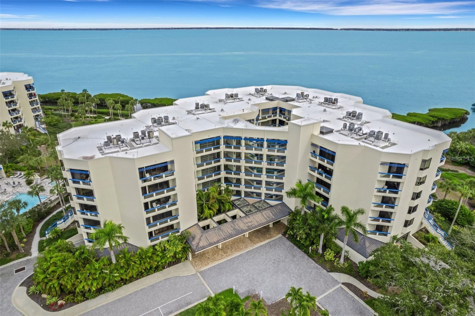 Image 57 of 64 For 2110 Harbourside Drive 526