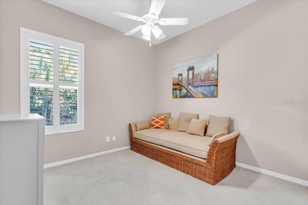 Image 22 of 38 For 3832 5th Avenue Ne