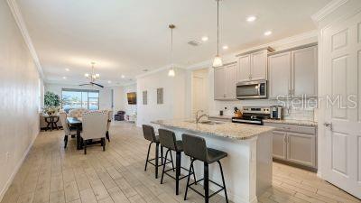 Image 4 of 50 For 204 Villoresi Boulevard