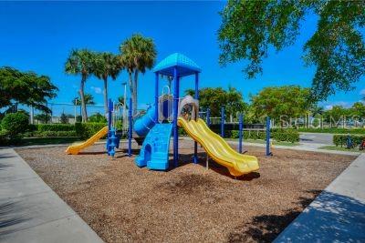 Image 42 of 50 For 204 Villoresi Boulevard