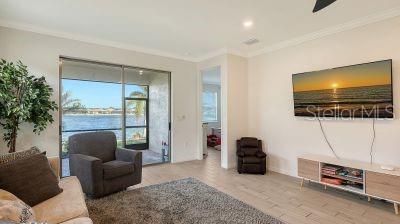 Image 7 of 50 For 204 Villoresi Boulevard