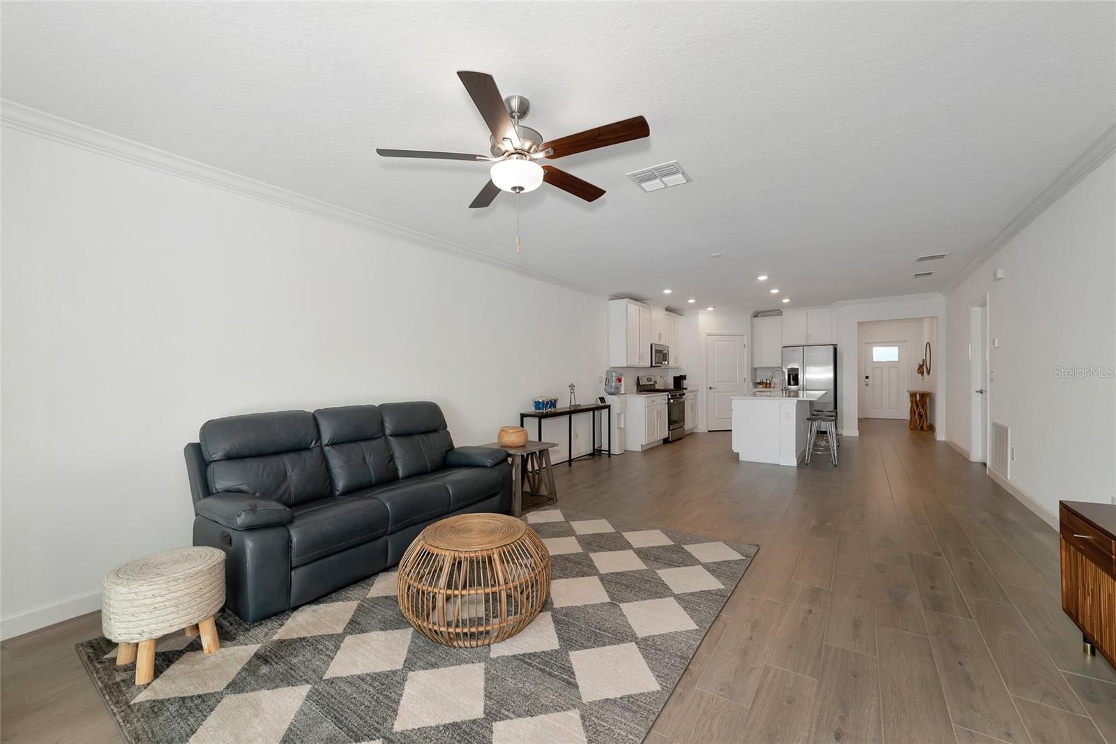 Image 5 of 64 For 17322 Holly Well Avenue