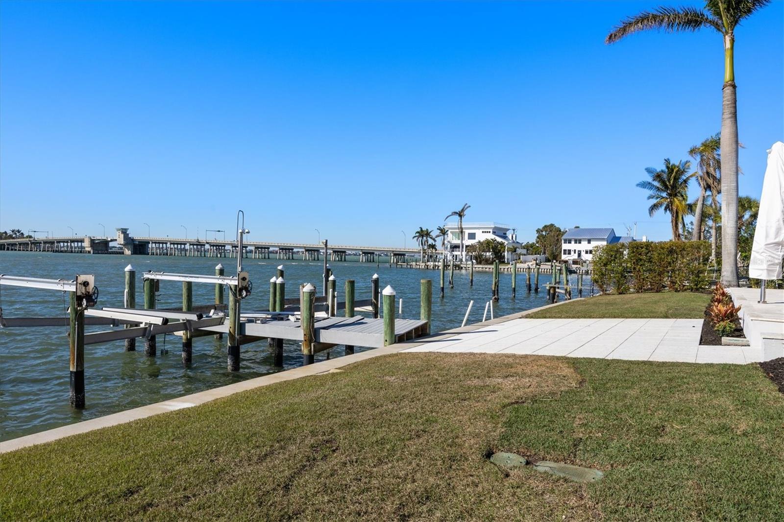 Image 67 of 83 For 3638 San Remo Terrace