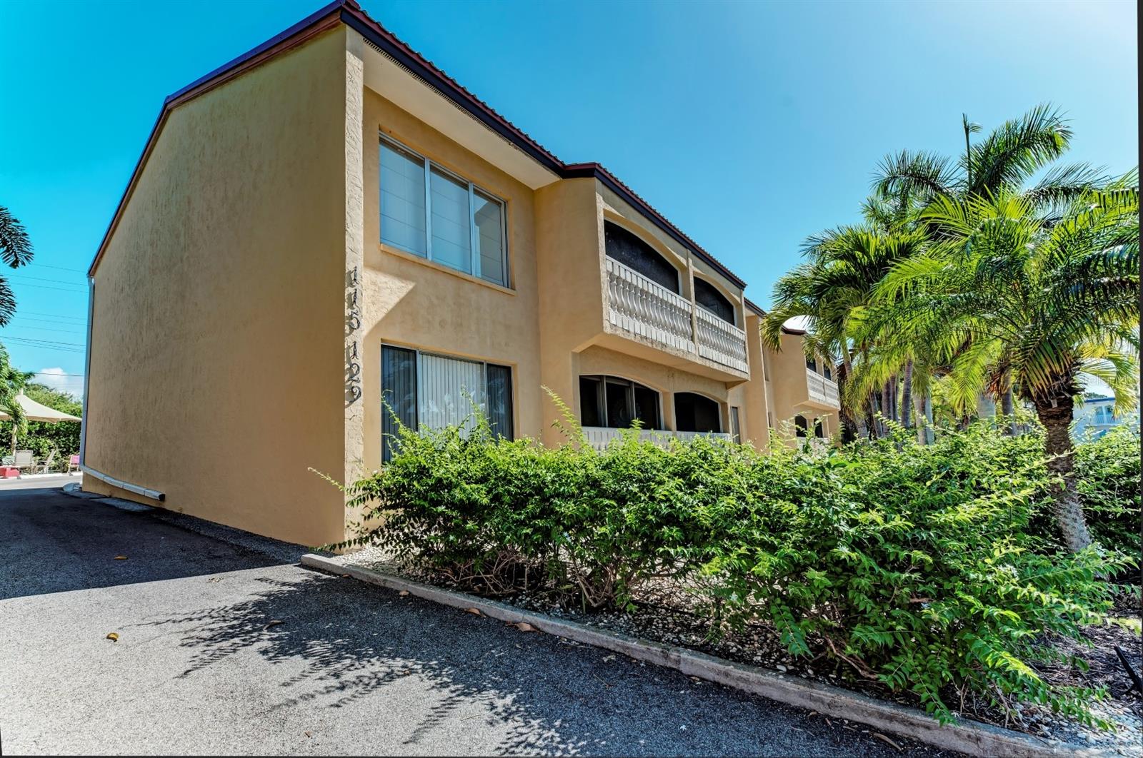 Details for 129 Tyler Drive 101, SARASOTA, FL 34236