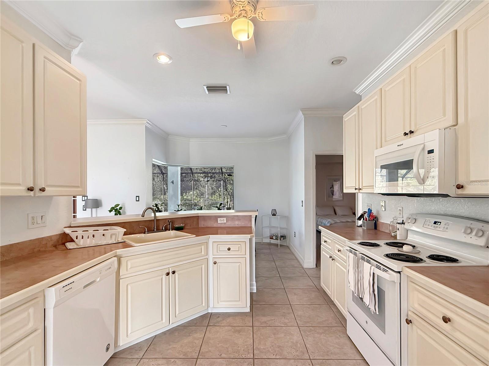 Image 14 of 44 For 25072 Palisade Road