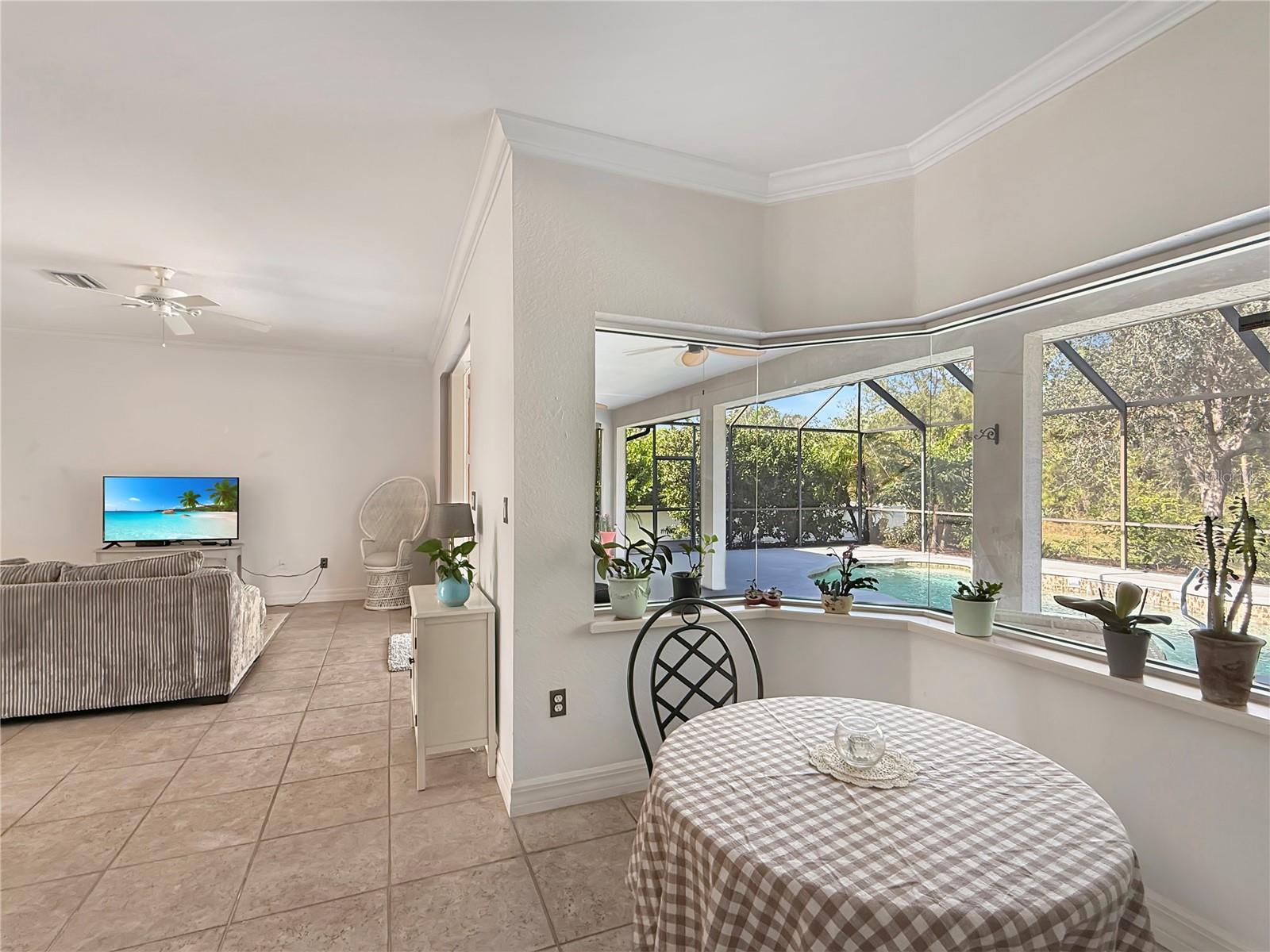Image 16 of 44 For 25072 Palisade Road
