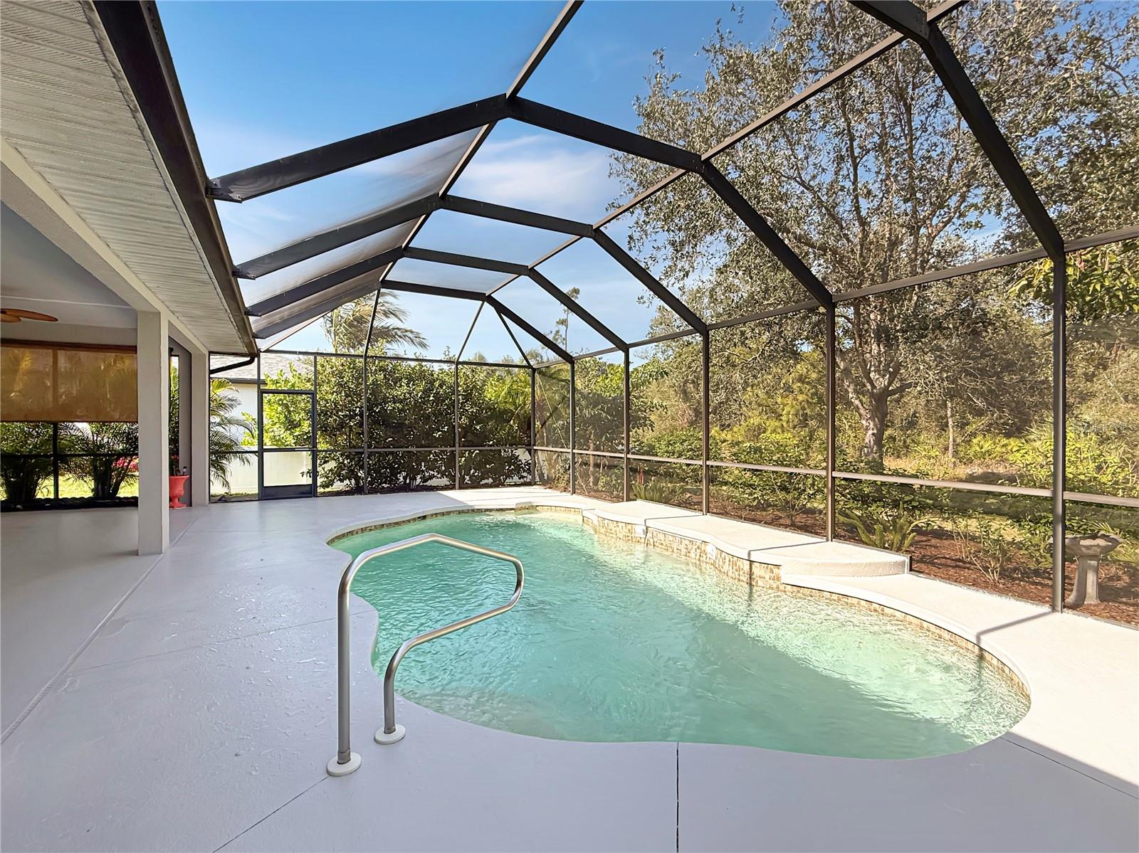 Image 36 of 44 For 25072 Palisade Road