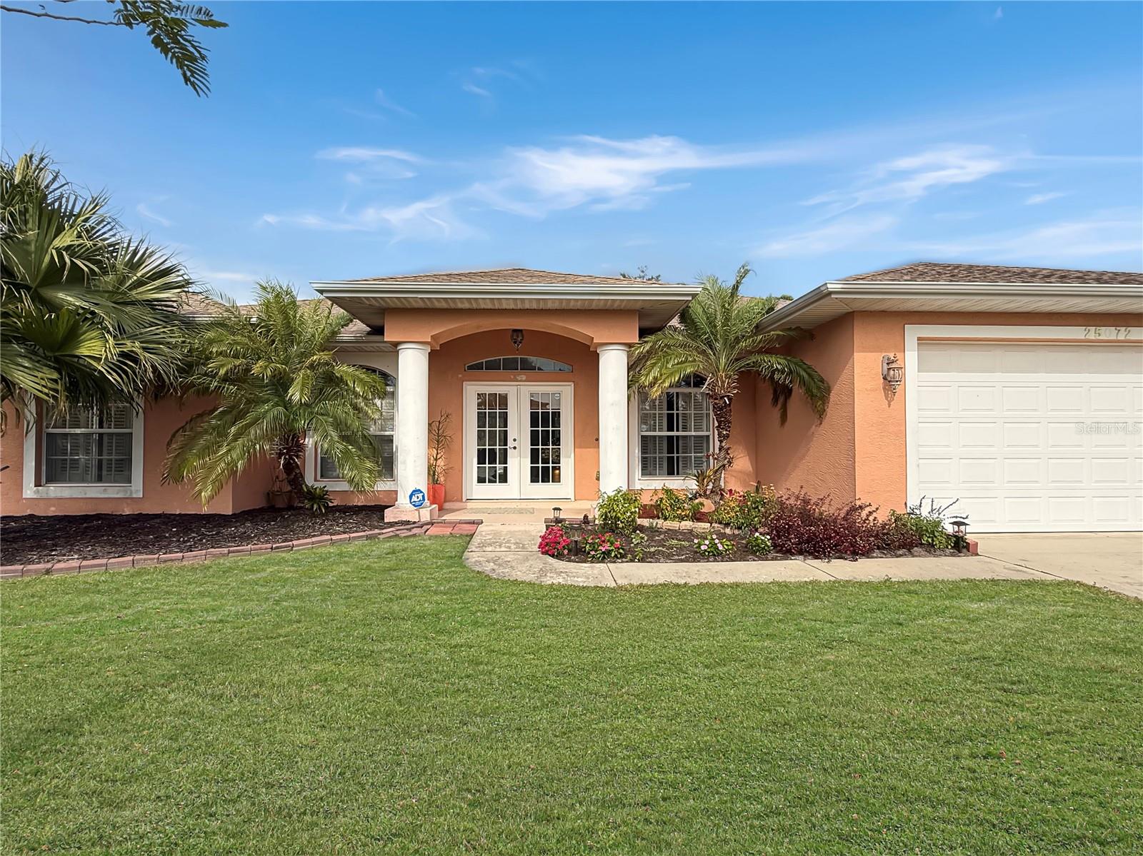 Image 4 of 44 For 25072 Palisade Road