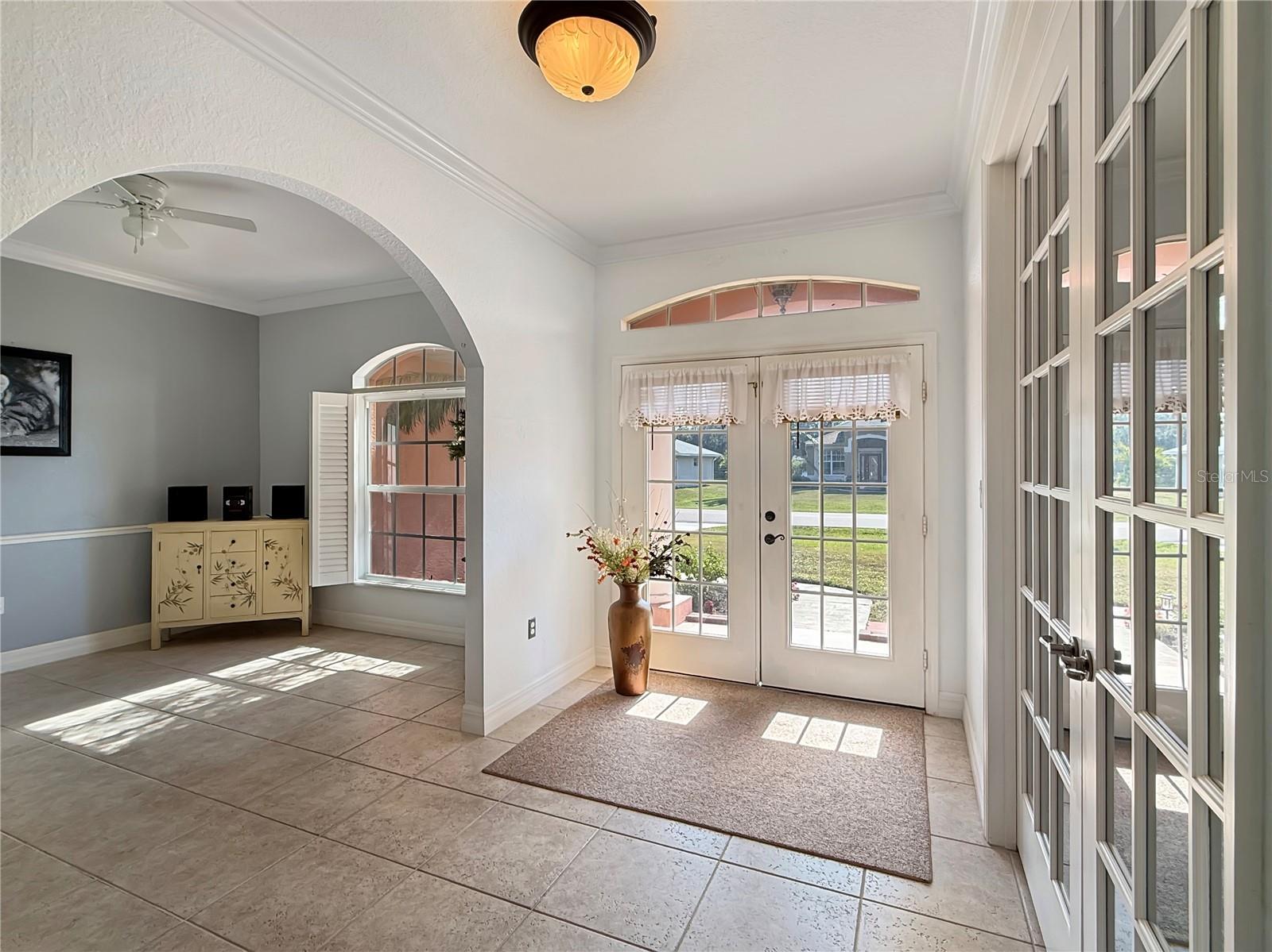 Image 7 of 44 For 25072 Palisade Road