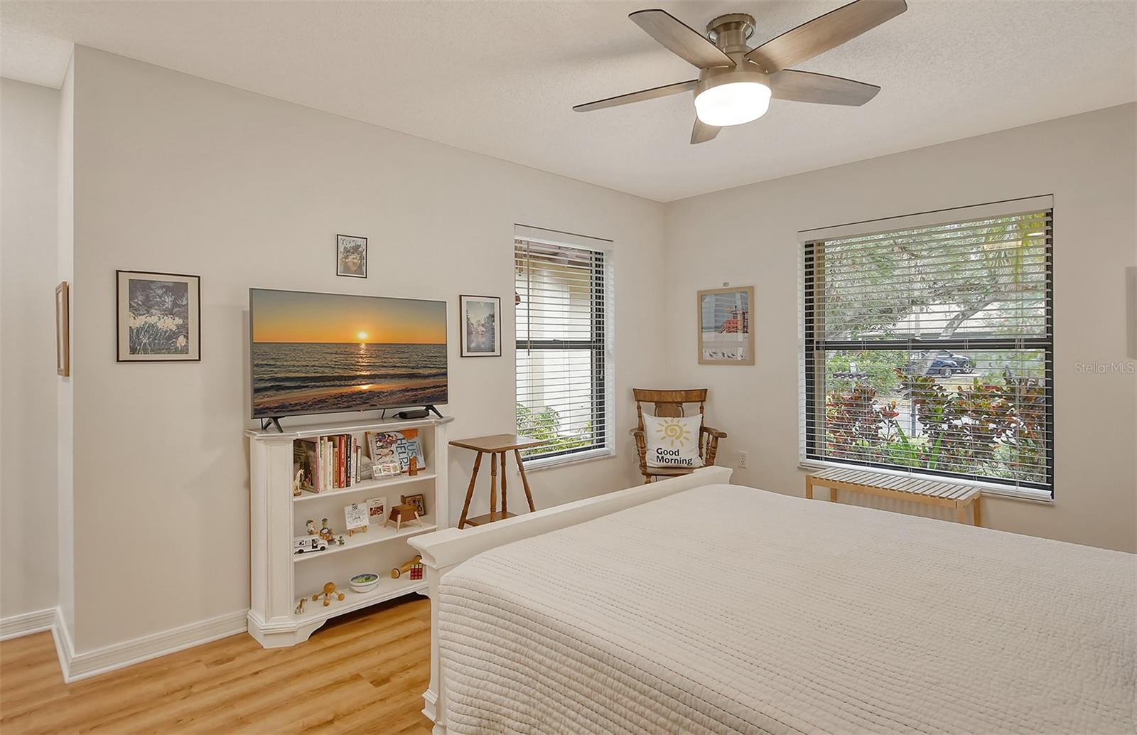 Image 22 of 39 For 7363 Silver Fern Boulevard 80