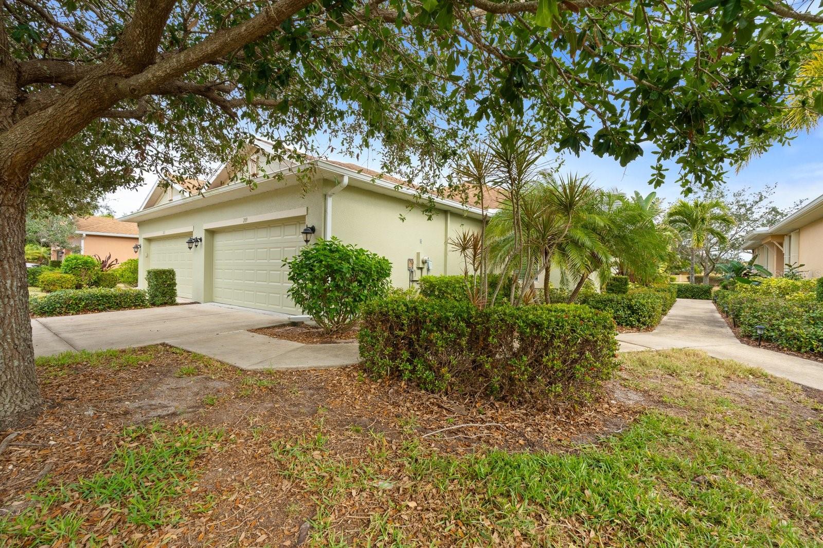 Details for 209 Fontanelle Circle, VENICE, FL 34292