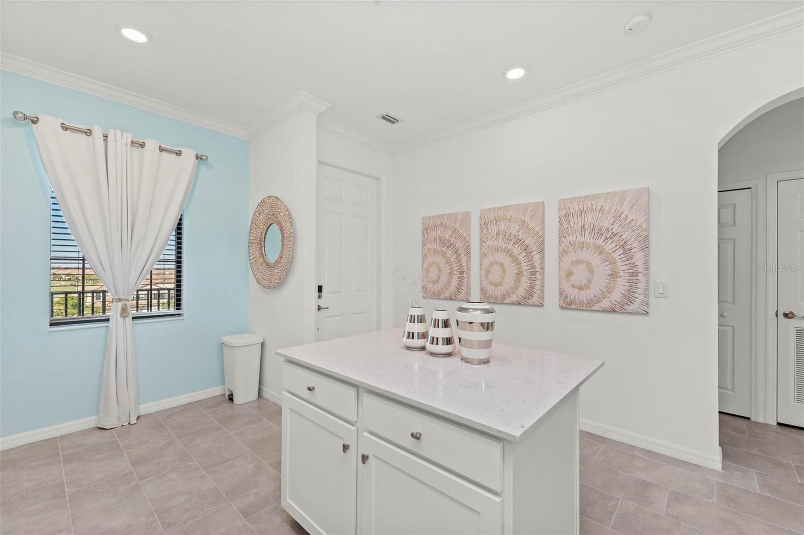 Image 11 of 69 For 18114 Gawthrop Drive 404