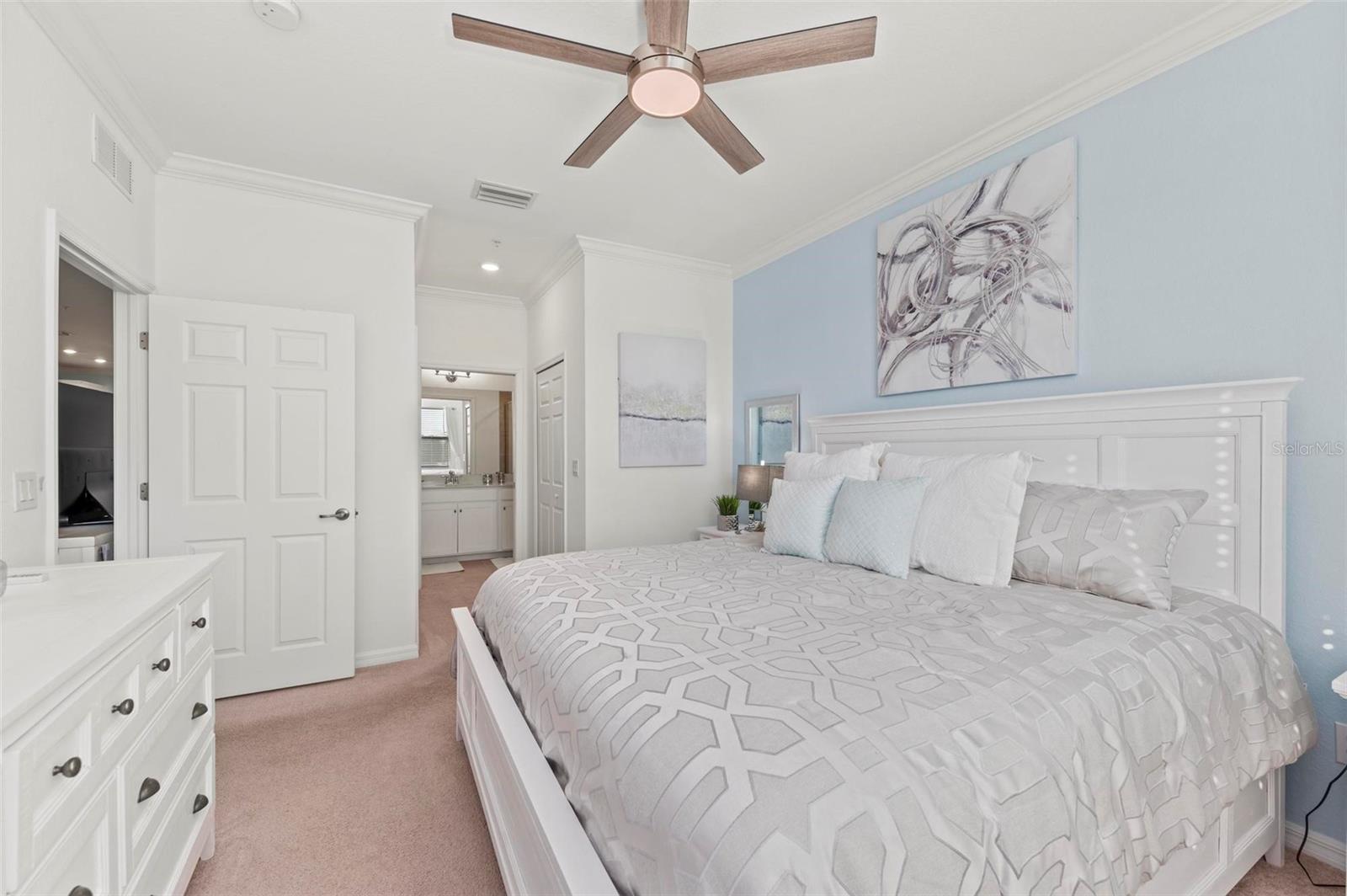 Image 21 of 69 For 18114 Gawthrop Drive 404