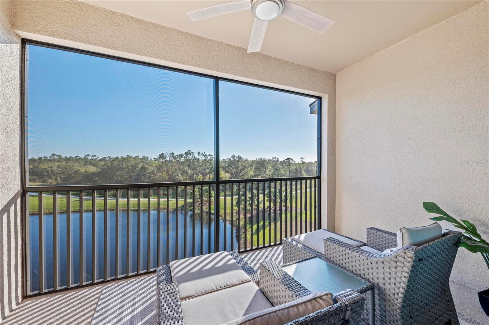 Image 34 of 69 For 18114 Gawthrop Drive 404