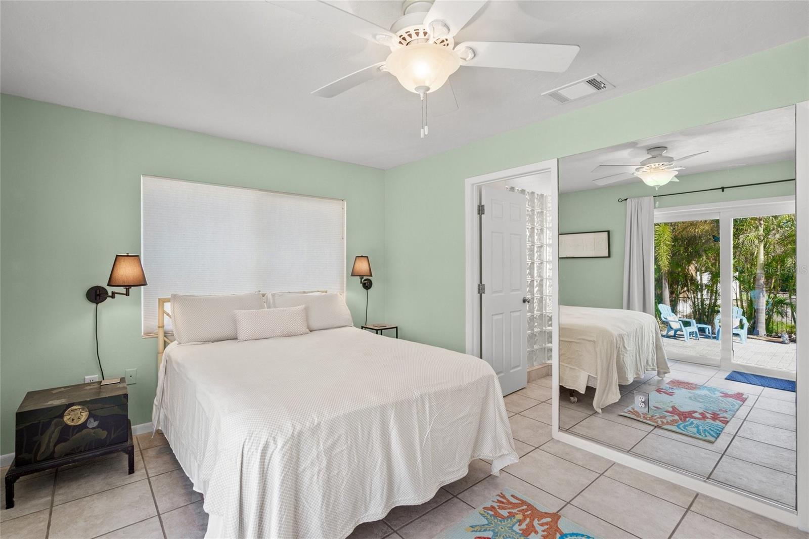 Image 12 of 39 For 605 Jungle Queen Way