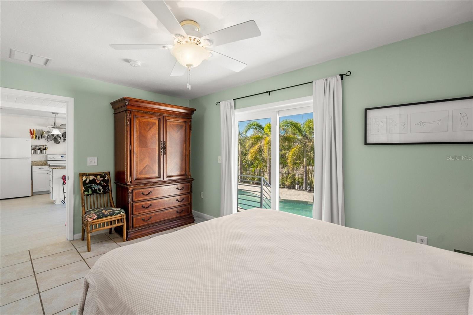 Image 13 of 39 For 605 Jungle Queen Way