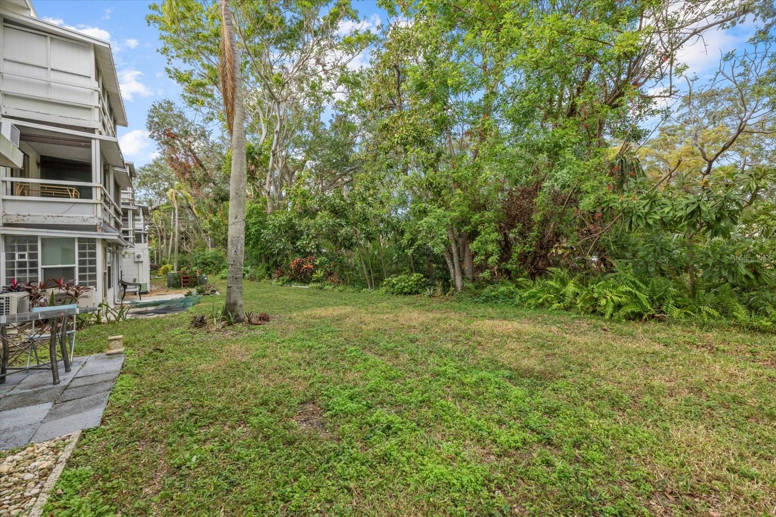 Image 18 of 25 For 2047 Canal Drive L6