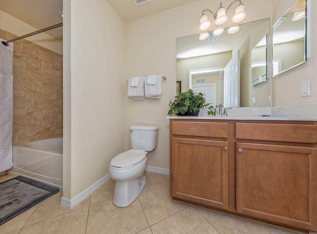 Listing photo id 22 for 7607 Grand Estuary Trail 304