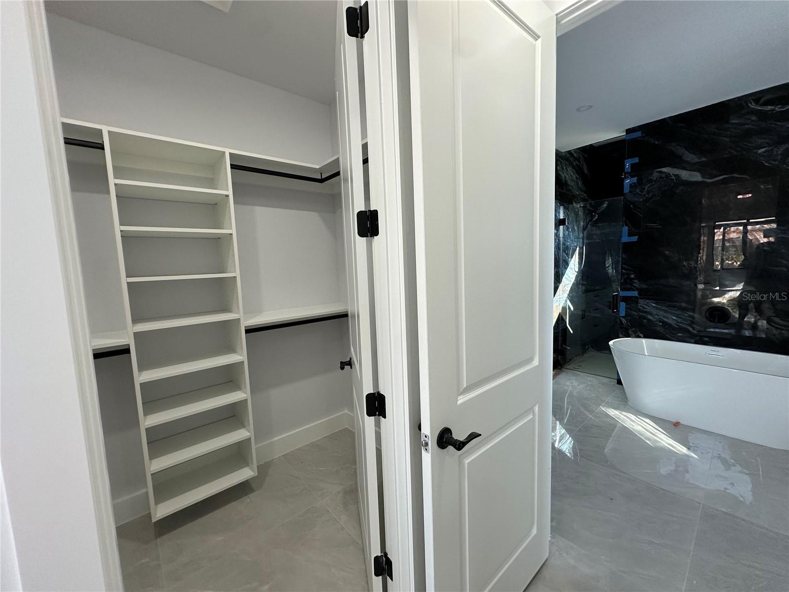 Image 11 of 20 For 933 8th Terrace