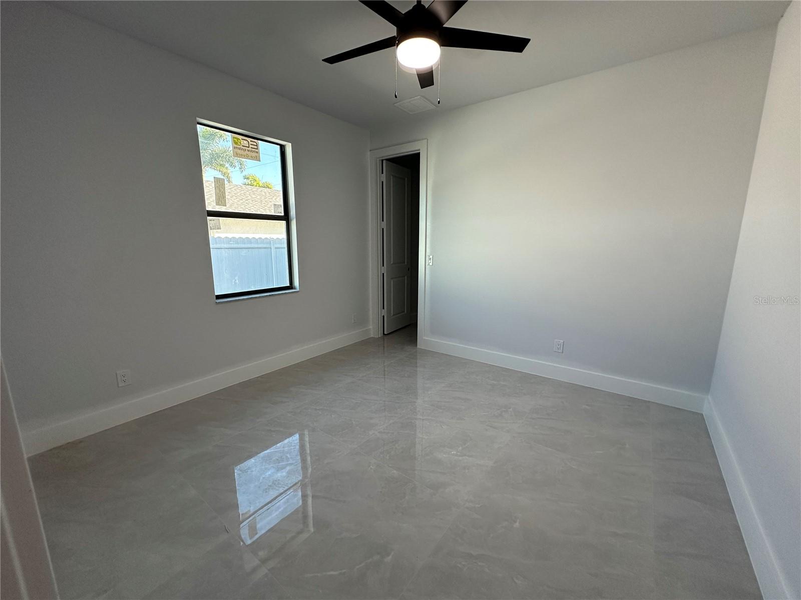 Image 17 of 20 For 933 8th Terrace