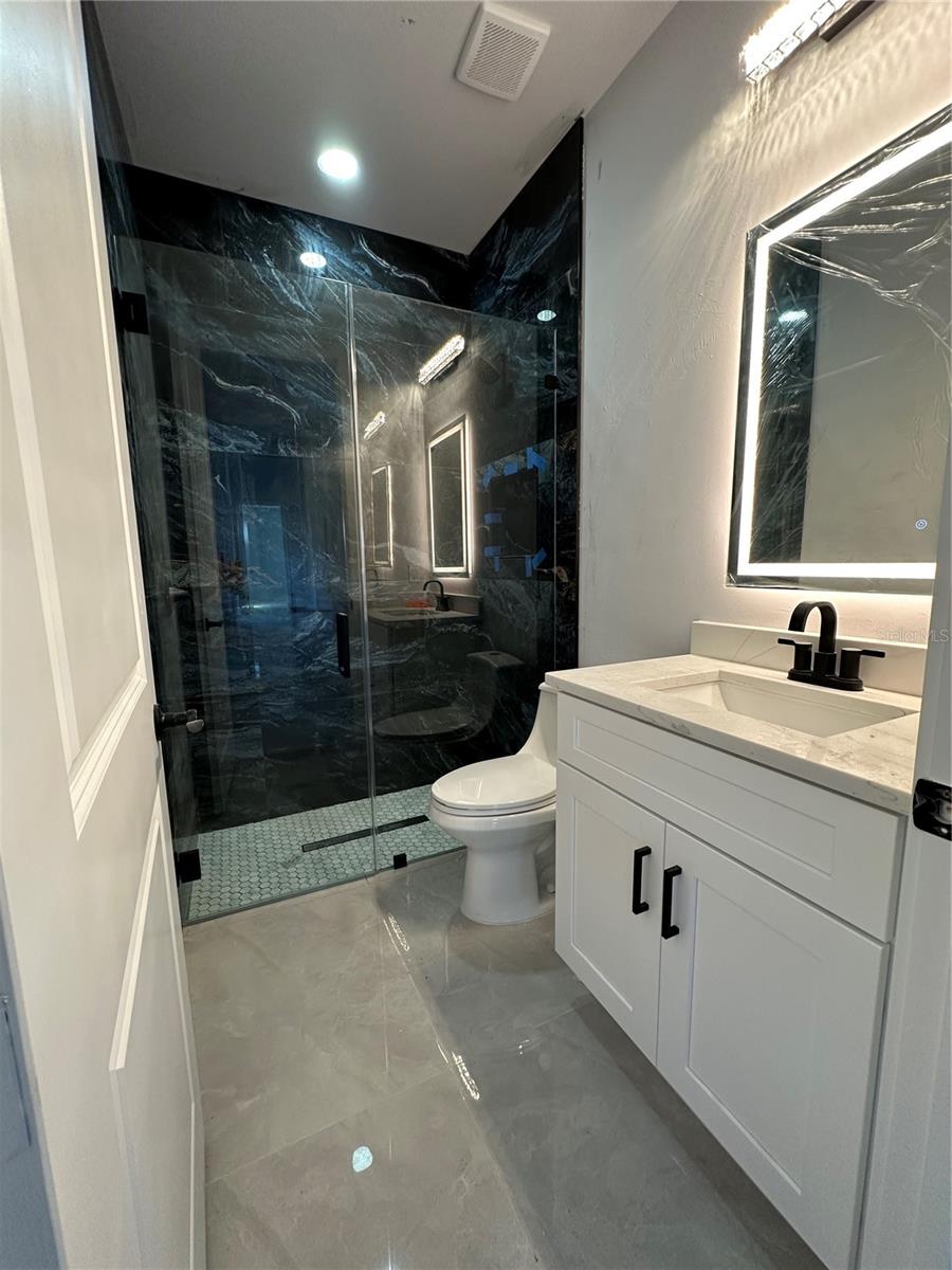 Image 9 of 20 For 933 8th Terrace