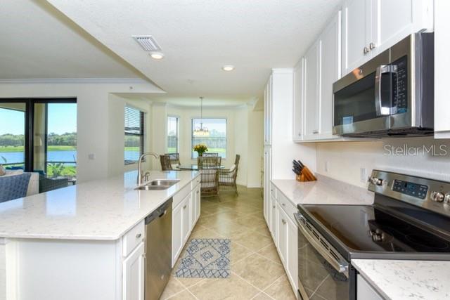 Image 12 of 49 For 17520 Gawthrop Drive 102