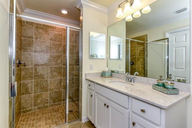 Image 19 of 49 For 17520 Gawthrop Drive 102