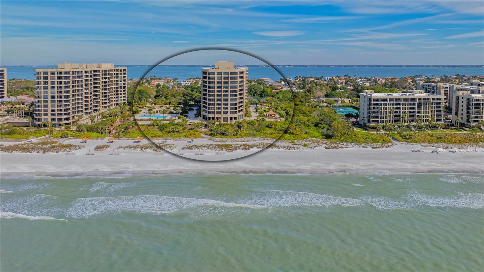 Listing photo id 23 for 1211 Gulf Of Mexico Drive 211