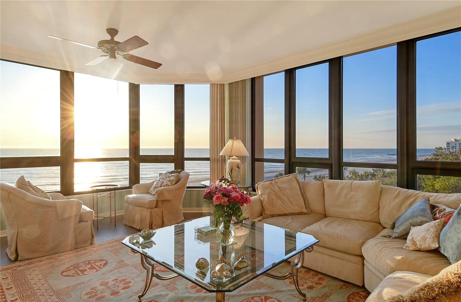 Listing photo id 38 for 1211 Gulf Of Mexico Drive 211