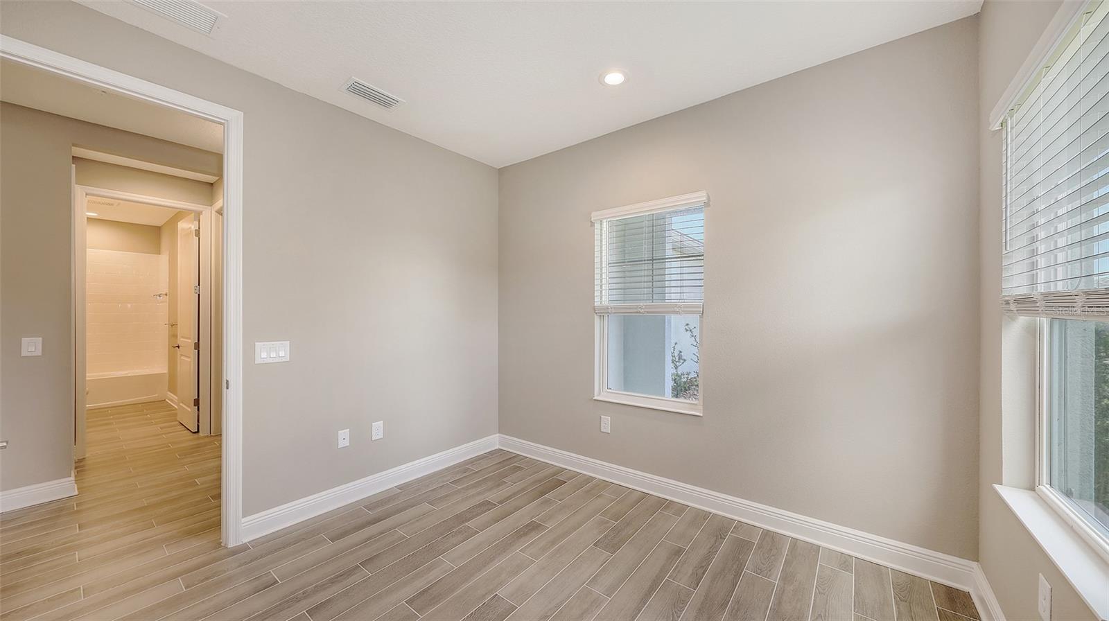 Image 31 of 42 For 12681 Palatka Drive