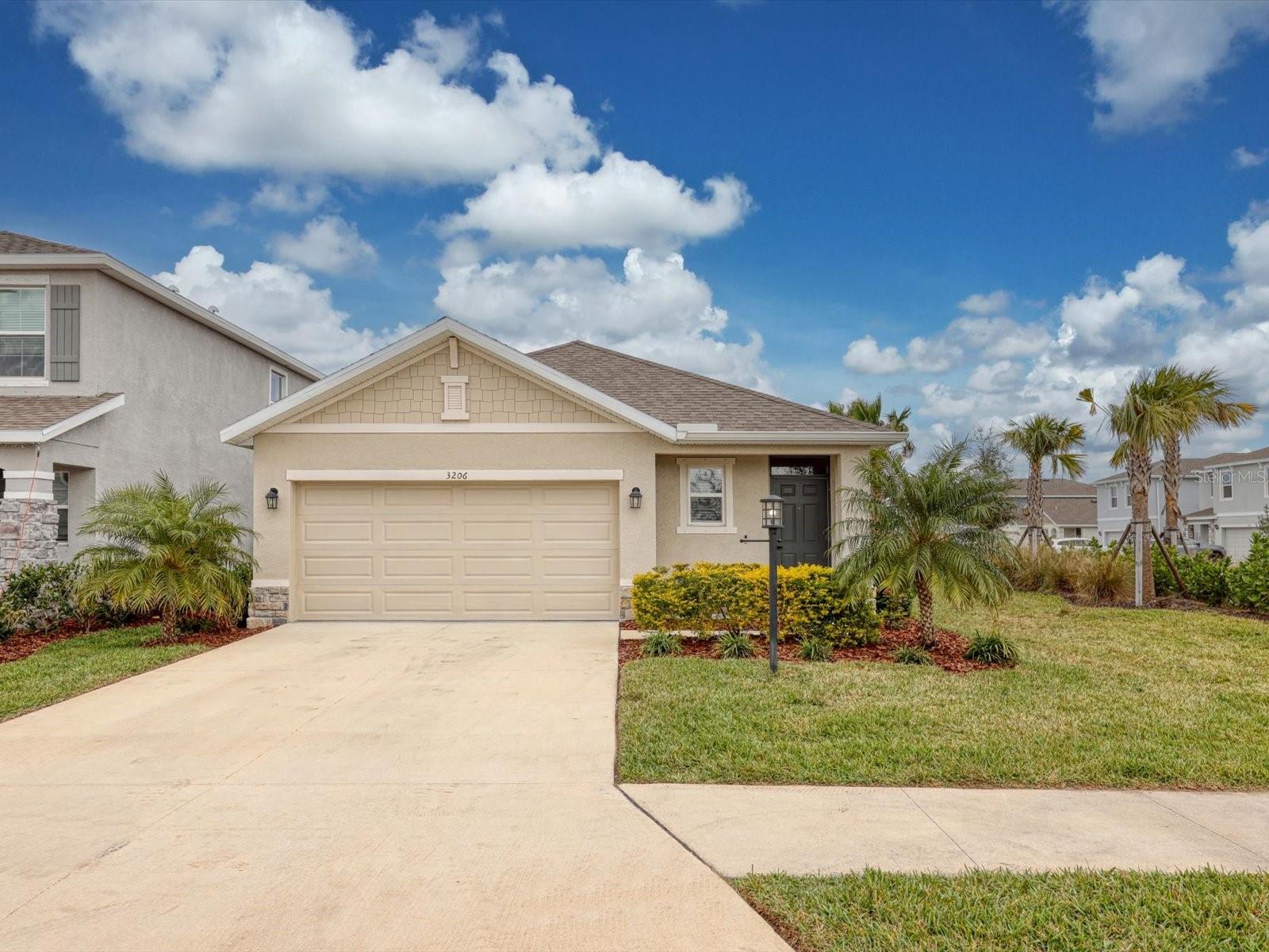 Details for 3206 Hilltop Circle, BRADENTON, FL 34211