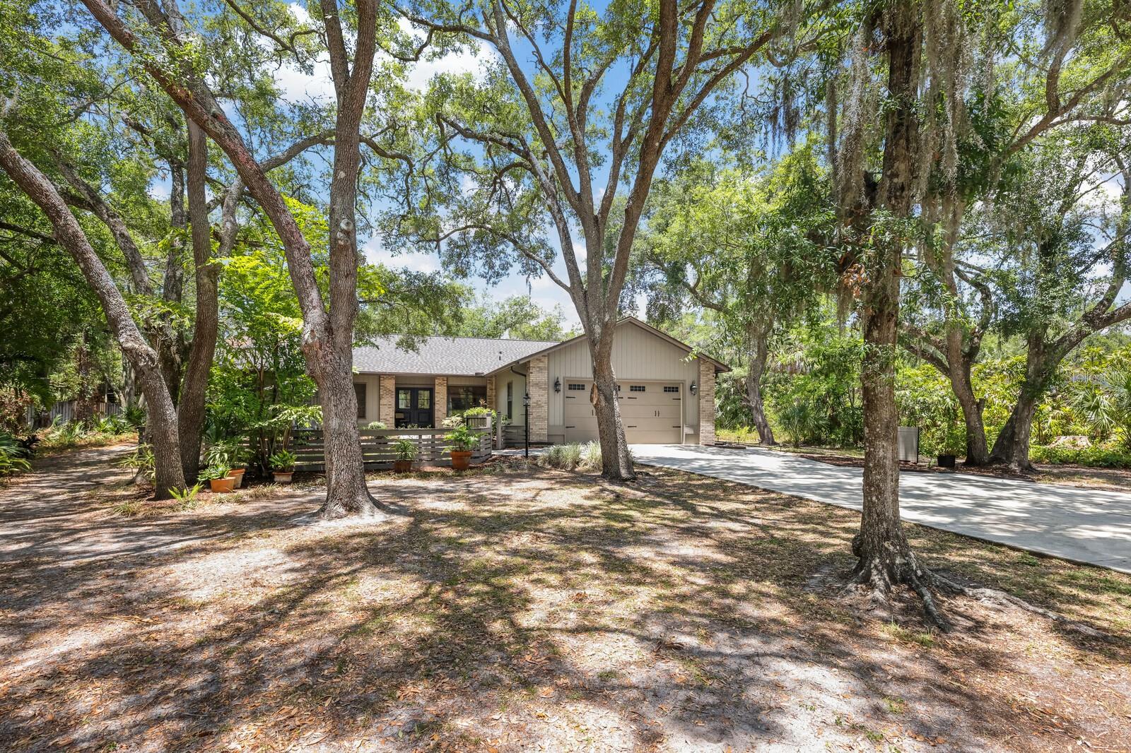 Details for 7408 Oak Run Lane, SARASOTA, FL 34243