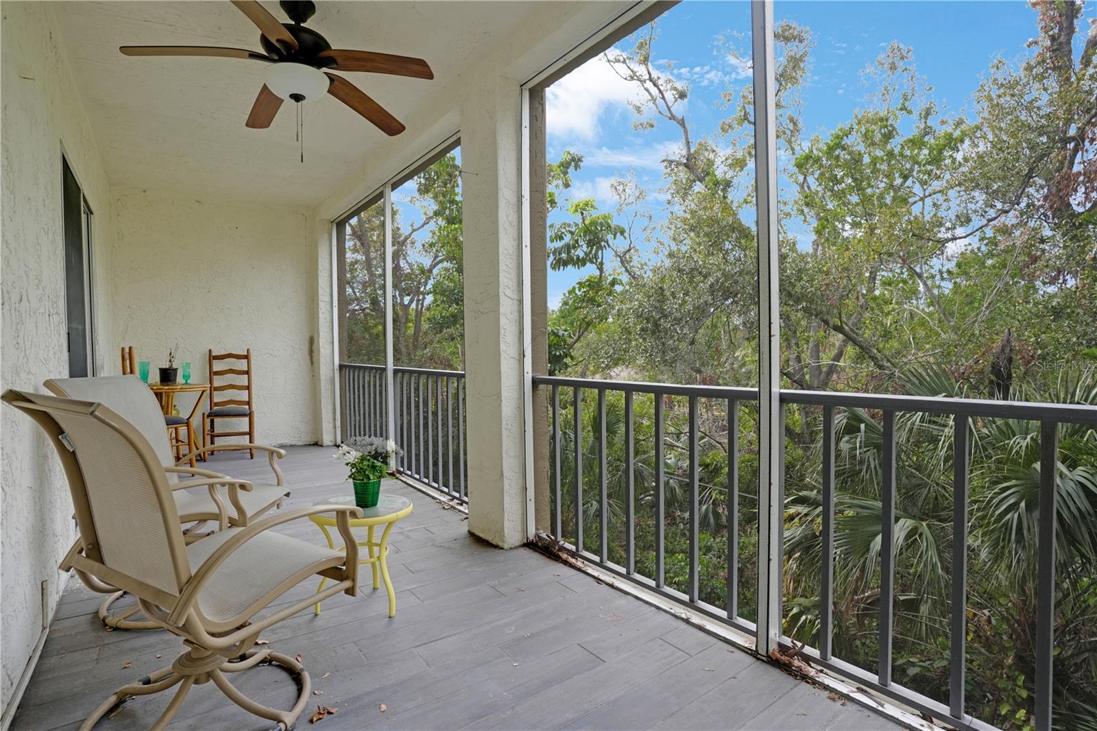 Image 14 of 36 For 3622 Lake Bayshore Drive K302