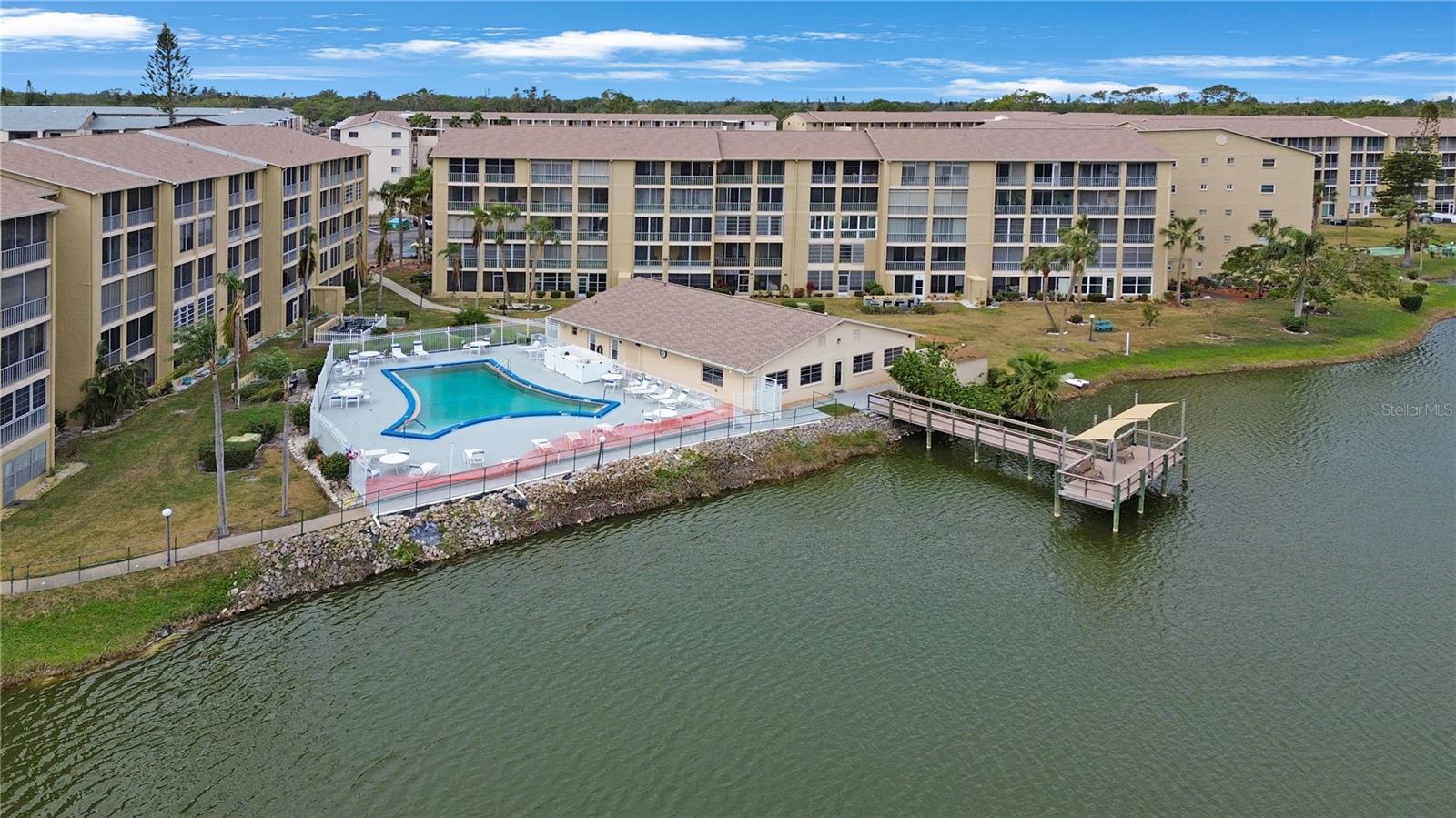 Image 25 of 36 For 3622 Lake Bayshore Drive K302