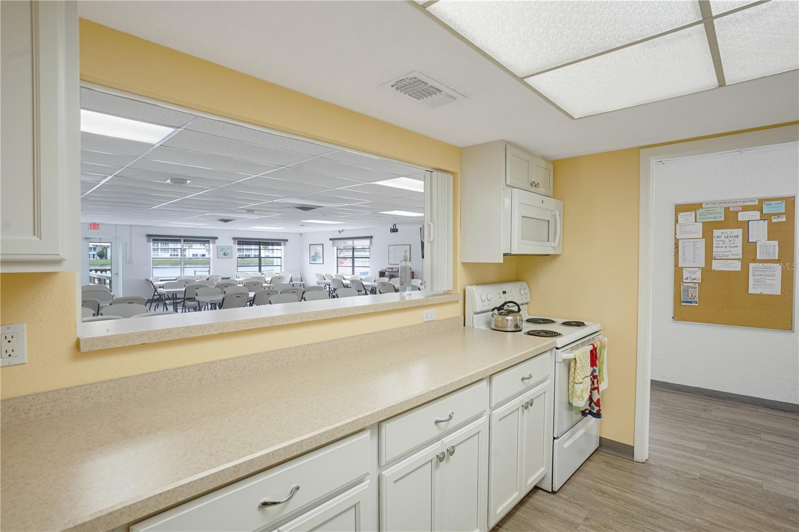 Image 36 of 36 For 3622 Lake Bayshore Drive K302