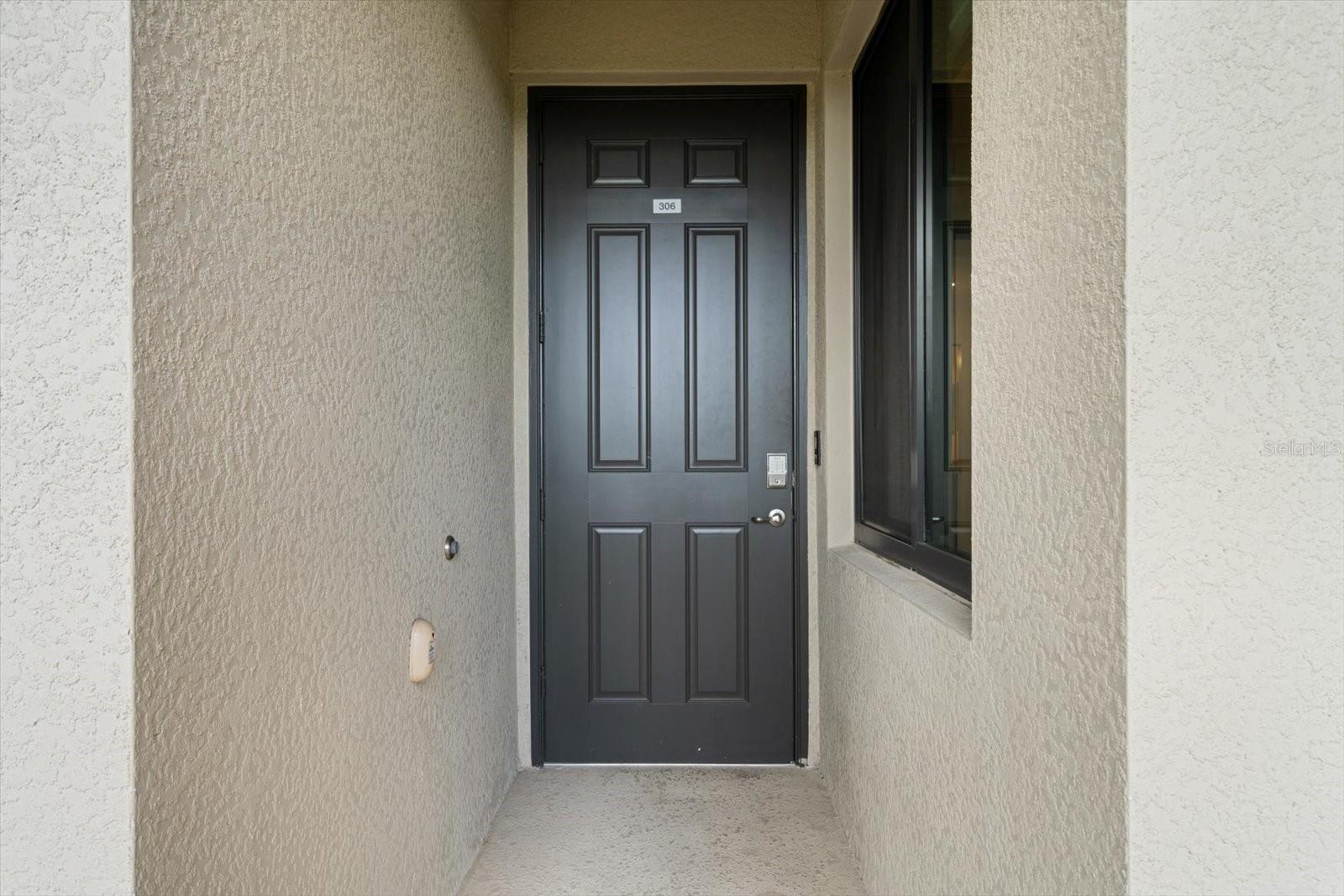 Image 3 of 40 For 17118 Vardon Terrace 306