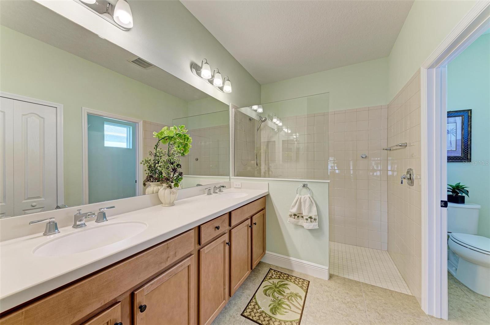 Image 20 of 55 For 4716 Foxtail Drive