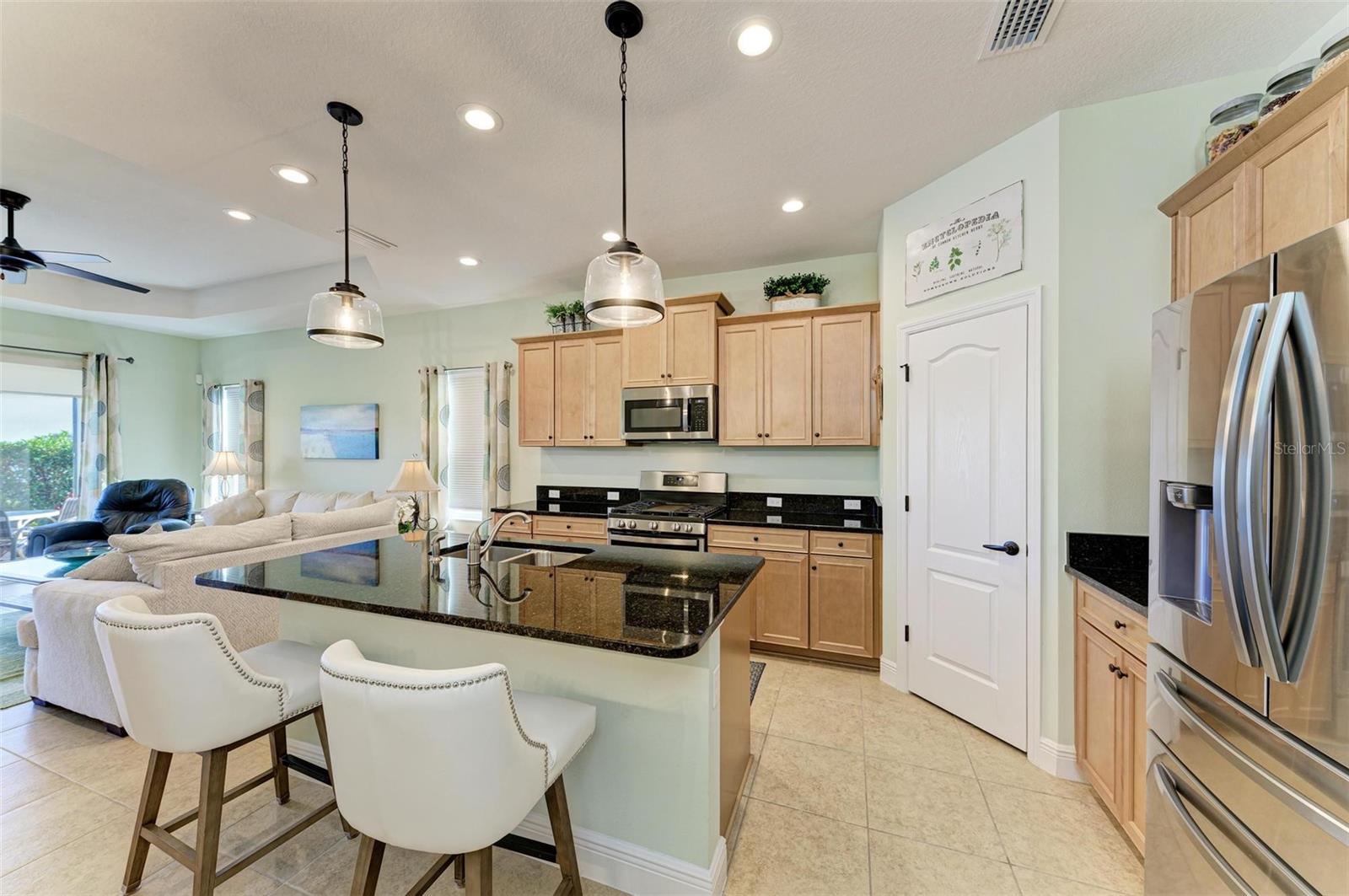 Image 7 of 55 For 4716 Foxtail Drive