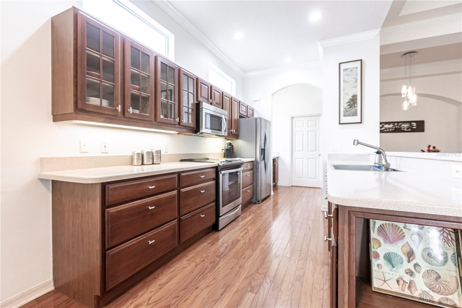 Listing photo id 19 for 96 Tall Trees Court