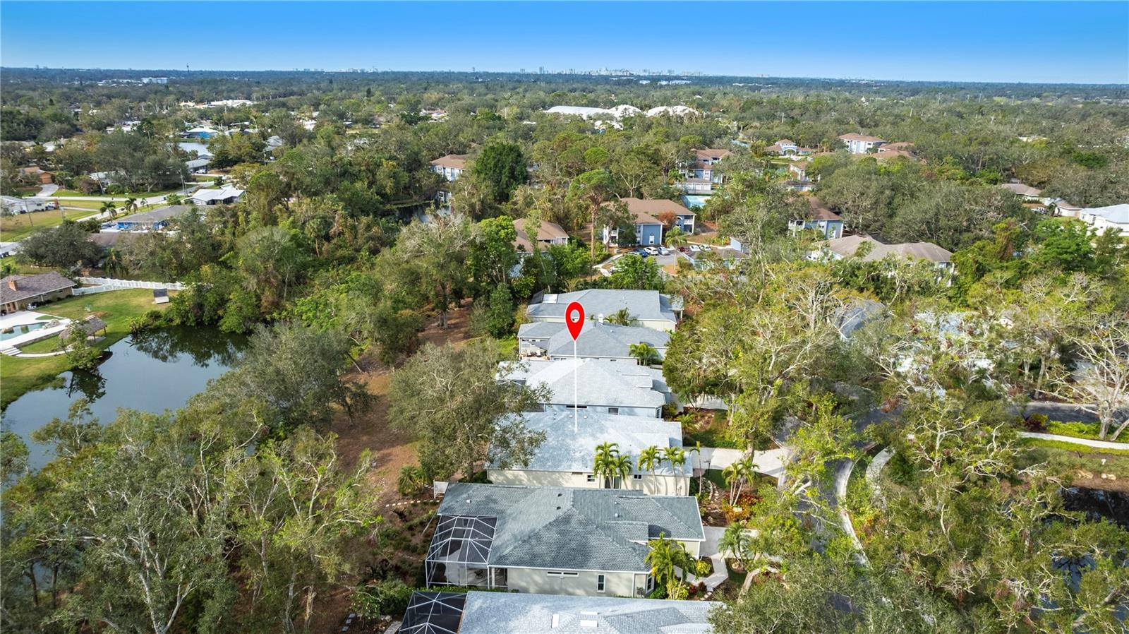 Listing photo id 3 for 96 Tall Trees Court