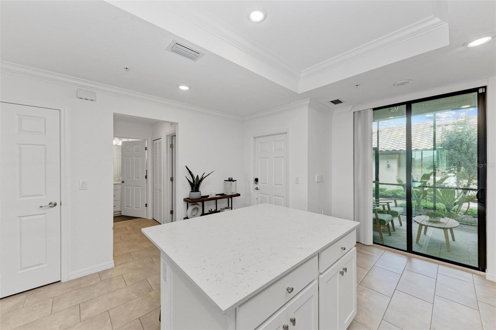 Image 31 of 51 For 5685 Palmer Circle 105