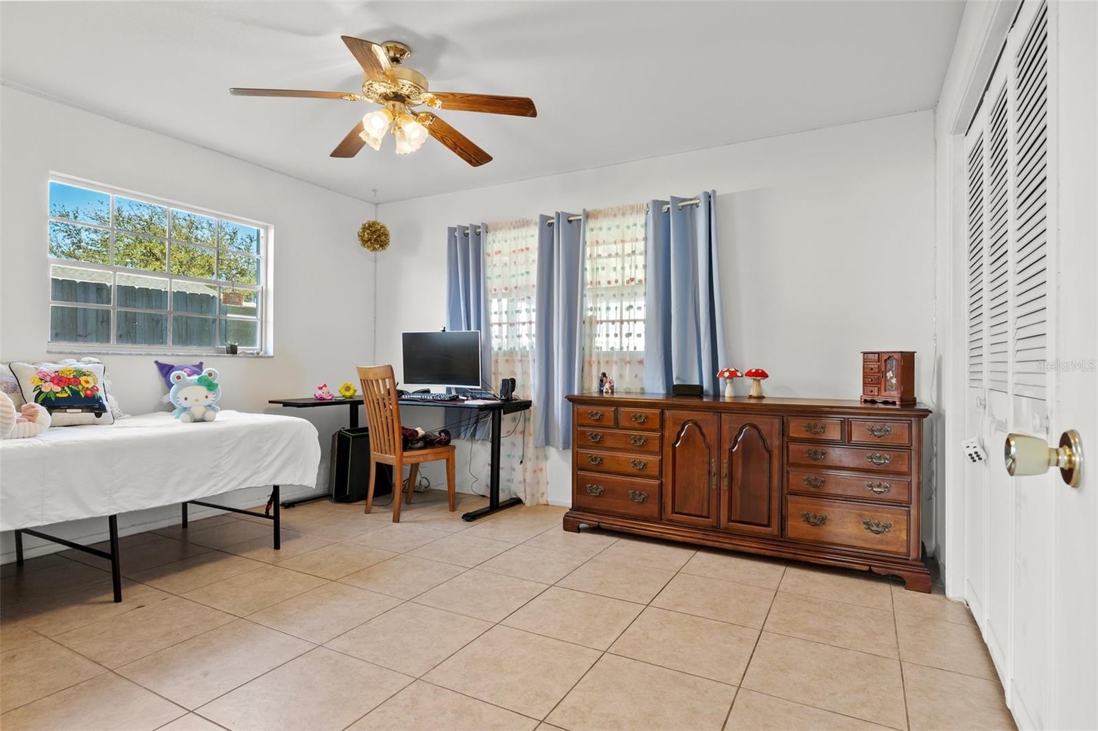 Image 18 of 29 For 807 62nd Street W
