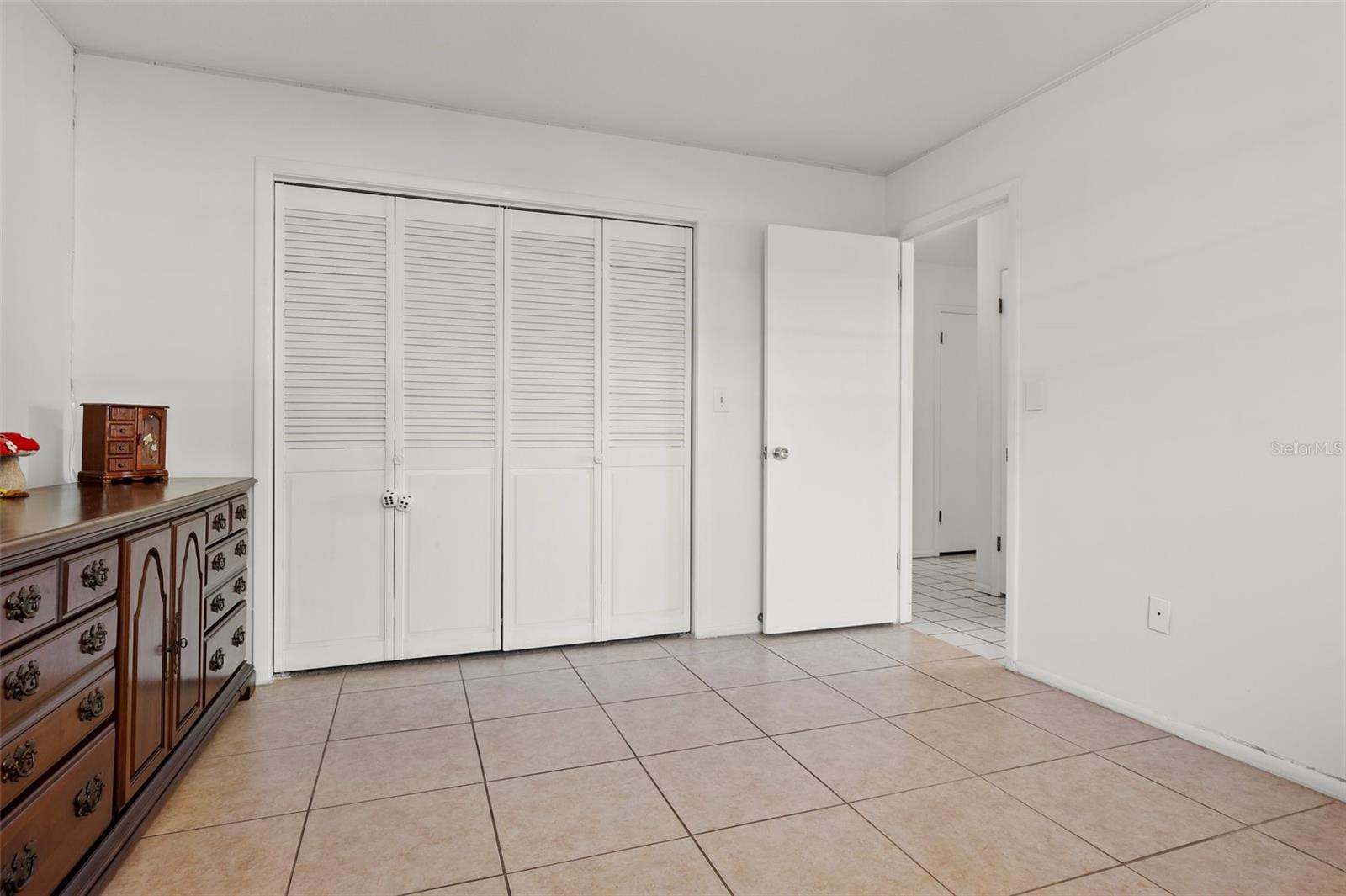 Image 19 of 29 For 807 62nd Street W